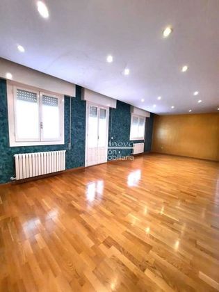Foto 1 de Pis en venda a Centro - Segovia de 4 habitacions amb terrassa i calefacció