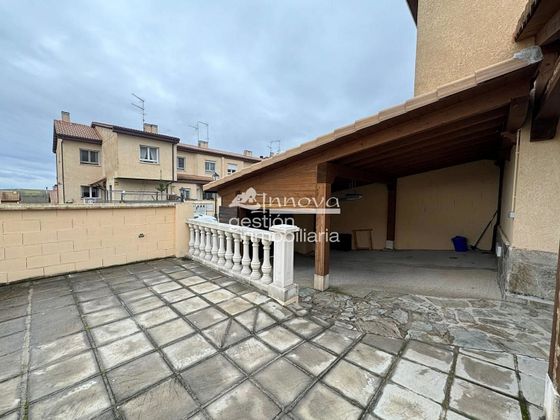Foto 2 de Venta de chalet en Hontanares de Eresma de 5 habitaciones con terraza y garaje