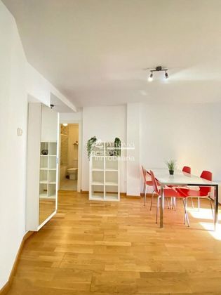 Foto 2 de Alquiler de piso en San Lorenzo - San Marcos de 2 habitaciones con muebles y calefacción