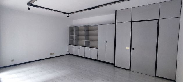 Foto 2 de Alquiler de oficina en calle León y Castillo de 104 m²