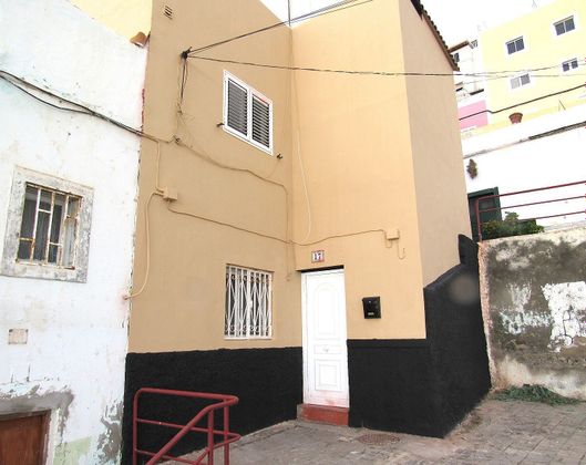 Foto 2 de Casa en venda a calle Amparo de 4 habitacions amb terrassa