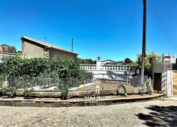 Foto 2 de Xalet en venda a Lascellas-Ponzano de 6 habitacions amb terrassa i jardí