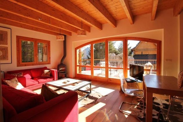 Foto 1 de Venta de casa en Sallent de Gállego de 4 habitaciones con terraza y piscina