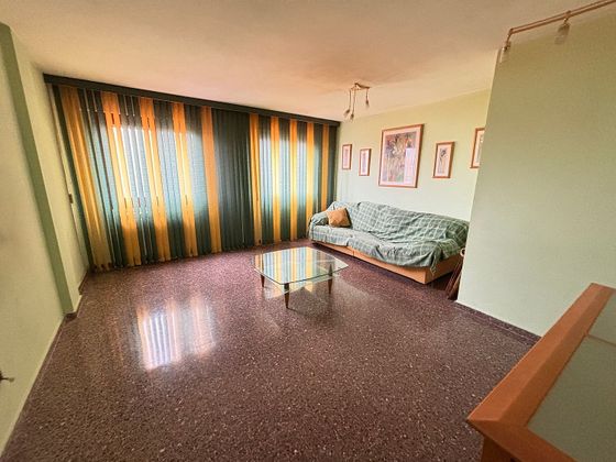 Foto 1 de Piso en venta en Santa Isabel - Movera de 3 habitaciones con garaje y balcón