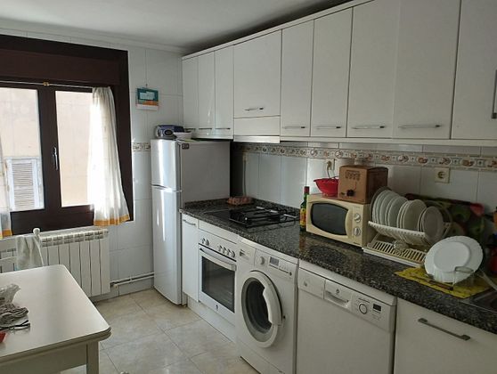 Foto 2 de Dúplex en venda a calle Ventilla de 4 habitacions amb terrassa i calefacció
