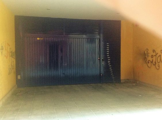 Foto 2 de Garatge en lloguer a Santo Domingo y San Martín  de 16 m²
