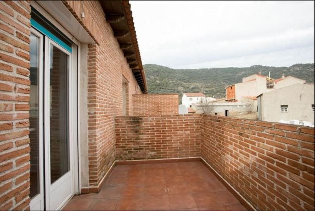 Foto 1 de Casa adossada en venda a Cenicientos de 4 habitacions amb terrassa i garatge
