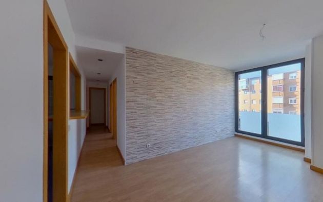 Foto 1 de Piso en venta en Centro - Torrejón de Ardoz de 2 habitaciones con garaje y ascensor