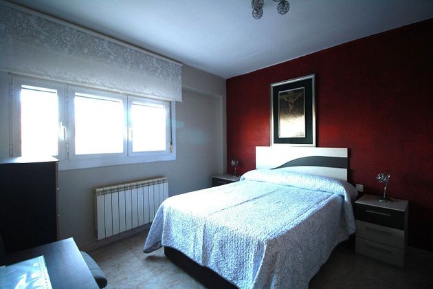 Foto 1 de Pis en venda a La Almozara de 3 habitacions amb garatge i aire acondicionat