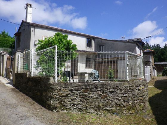 Foto 1 de Xalet en venda a calle Ourol de 3 habitacions amb terrassa i jardí