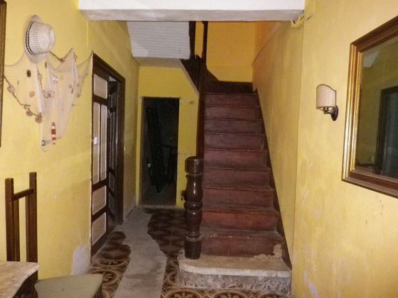 Foto 1 de Casa adossada en venda a calle Casco Historico de 12 habitacions amb balcó i calefacció