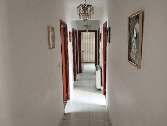 Foto 2 de Pis en venda a Viveiro de 4 habitacions amb garatge i jardí