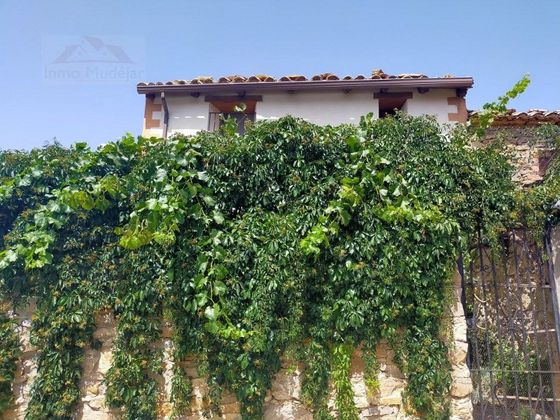 Foto 1 de Casa en venda a Nogueruelas de 4 habitacions amb balcó