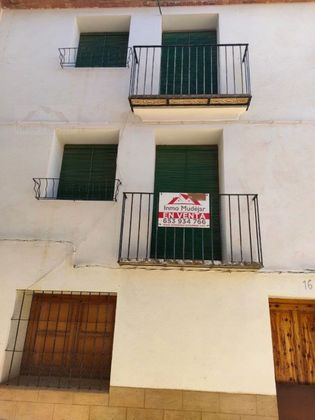 Foto 2 de Venta de casa en Rubielos de Mora de 7 habitaciones con terraza y garaje