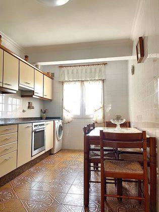 Foto 1 de Piso en alquiler en Nuevo Gijón de 3 habitaciones con muebles y calefacción