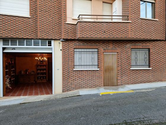 Foto 1 de Pis en venda a Baños de Río Tobía de 4 habitacions amb terrassa i garatge