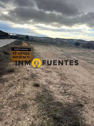 Foto 2 de Terreny en venda a Fuentes de Ebro de 10000 m²