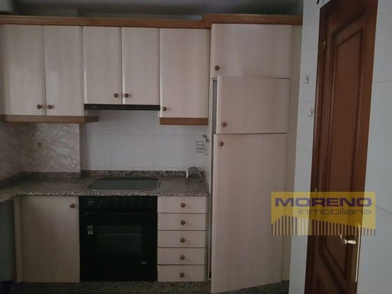 Foto 2 de Piso en venta en Sarria de 3 habitaciones con garaje y ascensor