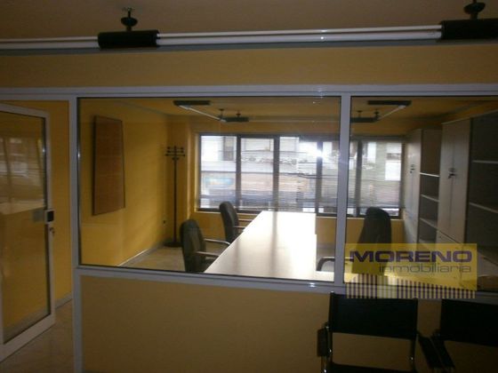 Foto 2 de Oficina en alquiler en Sarria de 80 m²
