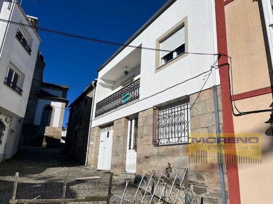 Foto 2 de Casa en venta en Sarria de 5 habitaciones con terraza y garaje