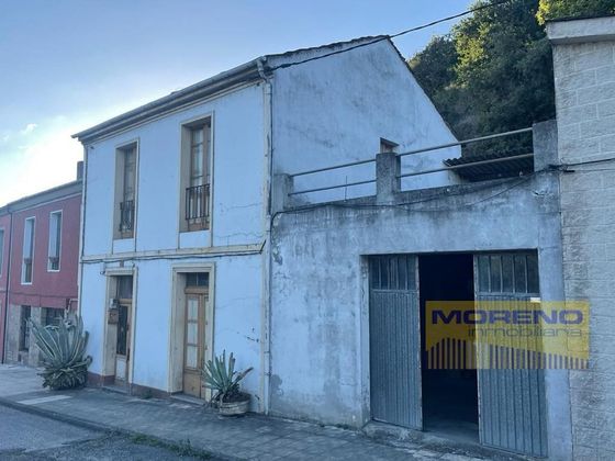 Foto 2 de Casa en venta en Sarria de 4 habitaciones con terraza y garaje