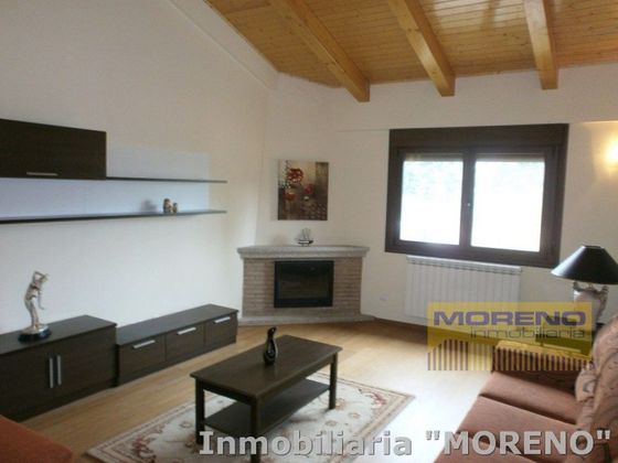 Foto 2 de Casa en venta en Sarria de 3 habitaciones con piscina y garaje