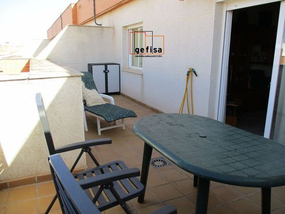 Foto 1 de Àtic en venda a Valdepeñas de 3 habitacions amb terrassa i garatge