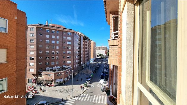 Foto 1 de Pis en venda a calle De Joan Baptista Poeta de 4 habitacions amb garatge i balcó
