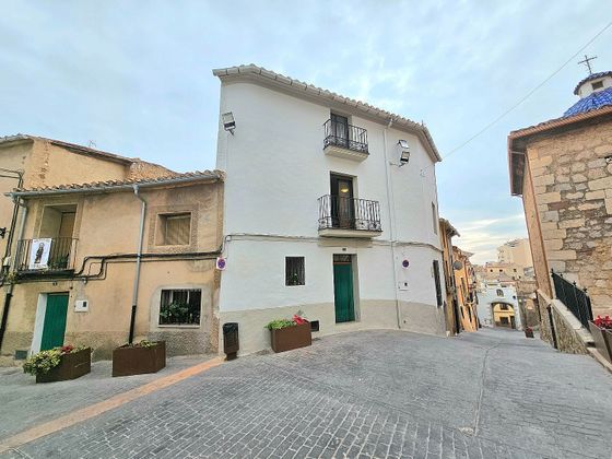 Foto 1 de Casa adossada en venda a calle Mayor de 4 habitacions amb terrassa i garatge