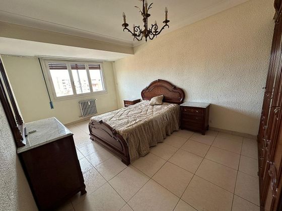 Foto 2 de Venta de piso en La Bozada – Parque Delicias de 3 habitaciones con terraza y calefacción