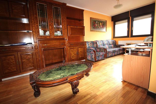 Foto 1 de Piso en venta en Nuevo Gijón de 2 habitaciones con calefacción y ascensor