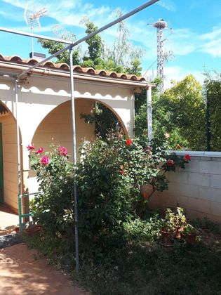 Foto 2 de Casa adossada en venda a Plasencia de Jalón de 4 habitacions amb terrassa i piscina