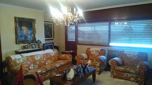 Foto 2 de Pis en venda a Estrada (A) de 4 habitacions amb terrassa i calefacció