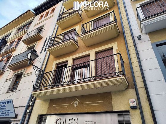 Foto 2 de Piso en venta en calle Ramón y Cajal de 1 habitación con balcón y calefacción