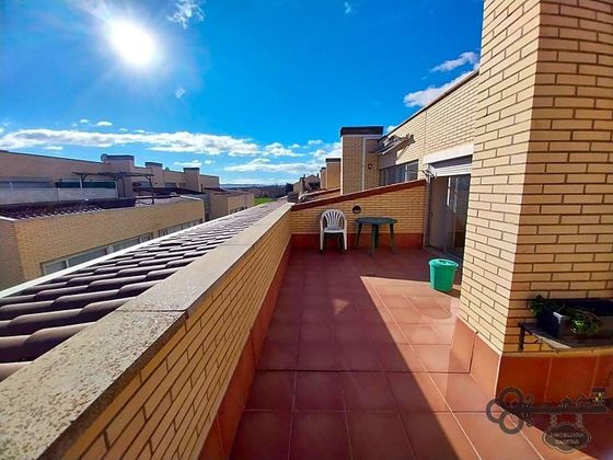 Foto 2 de Casa en venta en Pinseque de 3 habitaciones con terraza y garaje