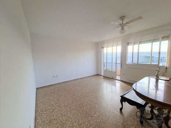 Foto 1 de Piso en venta en Alagón de 3 habitaciones con garaje y balcón