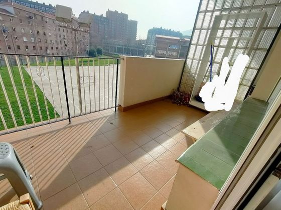 Foto 1 de Piso en venta en calle Juan de Garay de 3 habitaciones con terraza y calefacción