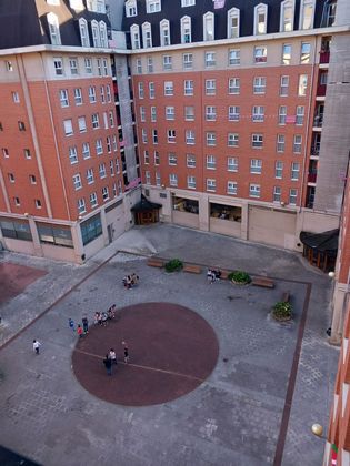 Foto 2 de Venta de piso en Miribilla de 3 habitaciones con terraza y garaje