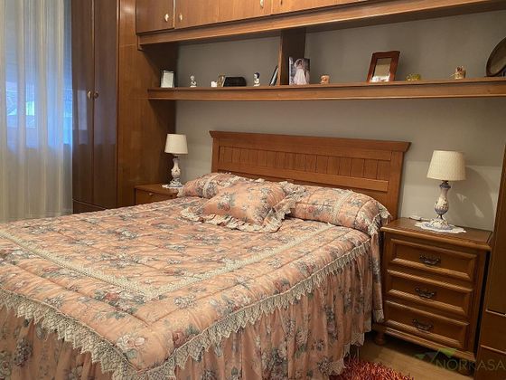 Foto 2 de Piso en venta en Carbayin-Lieres-Valdesoto de 2 habitaciones con calefacción
