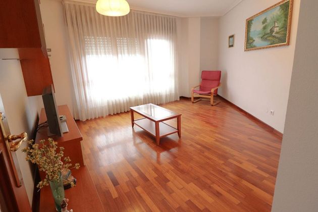 Foto 1 de Pis en venda a Lakua - Arriaga de 2 habitacions amb balcó i calefacció