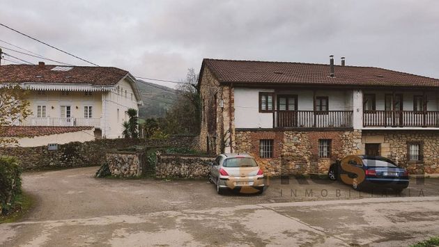 Foto 2 de Casa en venda a Santiurde de Toranzo de 3 habitacions i 172 m²