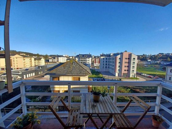 Foto 1 de Pis en venda a Navia de 3 habitacions amb terrassa i ascensor