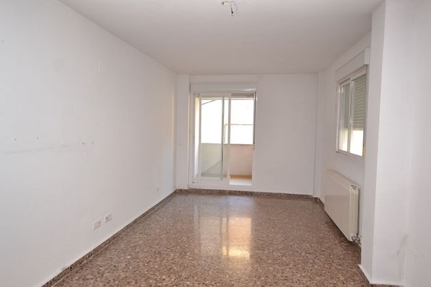 Foto 2 de Piso en venta en Calatayud de 3 habitaciones con terraza y calefacción