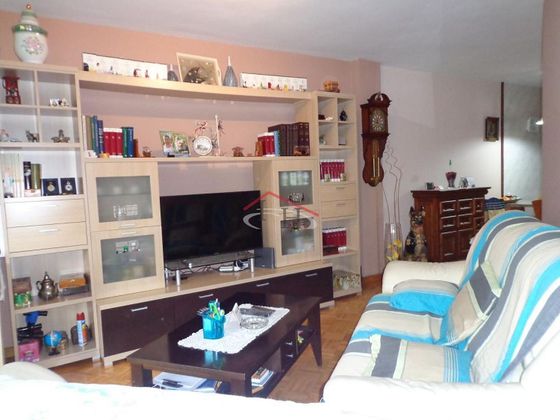 Foto 1 de Piso en venta en Valverde de la Virgen de 2 habitaciones con terraza y garaje