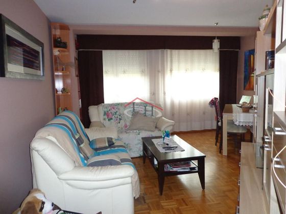 Foto 2 de Piso en venta en Valverde de la Virgen de 2 habitaciones con terraza y garaje