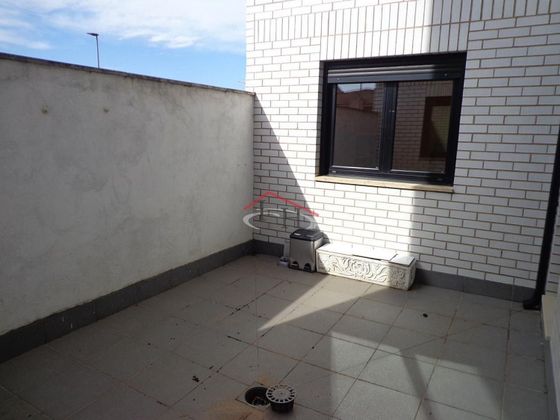 Foto 1 de Pis en venda a La Vega - Oteruelo de 2 habitacions amb terrassa i garatge