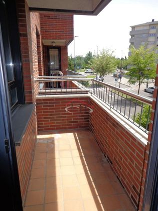 Foto 2 de Pis en venda a Crucero - Pinilla de 3 habitacions amb terrassa i garatge