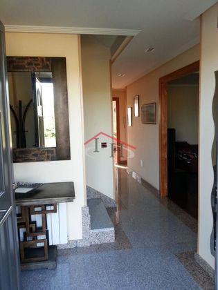 Foto 2 de Casa en venda a Valverde de la Virgen de 3 habitacions amb terrassa i garatge