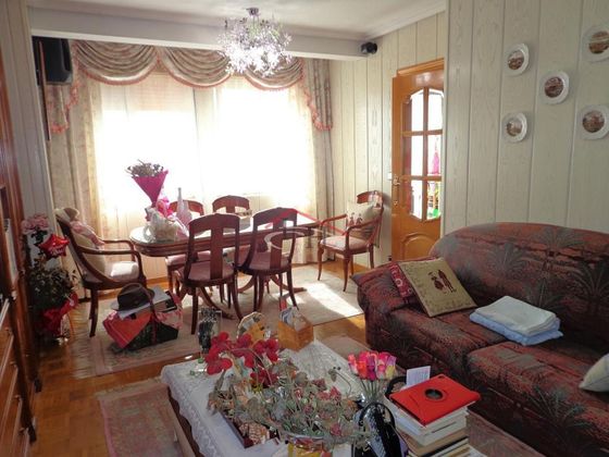 Foto 1 de Pis en venda a Santovenia de la Valdoncina de 3 habitacions amb terrassa i calefacció