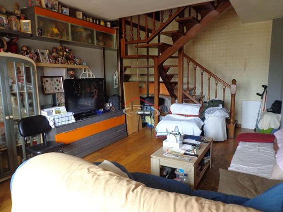 Foto 1 de Dúplex en venta en La Chantría - La Lastra de 3 habitaciones con garaje y calefacción